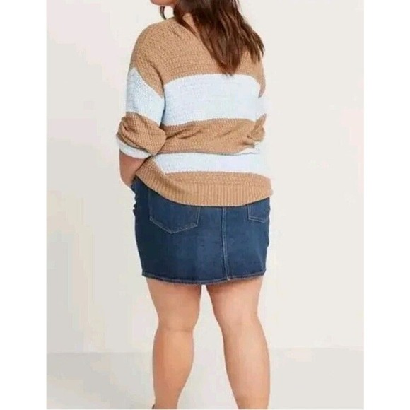 Old Navy ~Woman Size 2~ Blue Denim Jean High-Rise Button Down Mini Skirt. - Picture 2 of 9